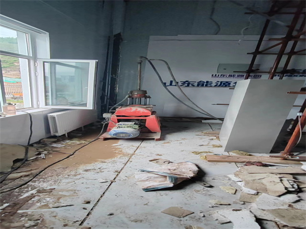 亭湖地基基础下沉墙体裂缝加固注浆顶升施工